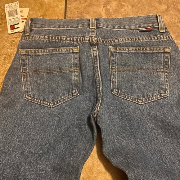 Tommy Hilfiger Jeans - Picture 7 of 7